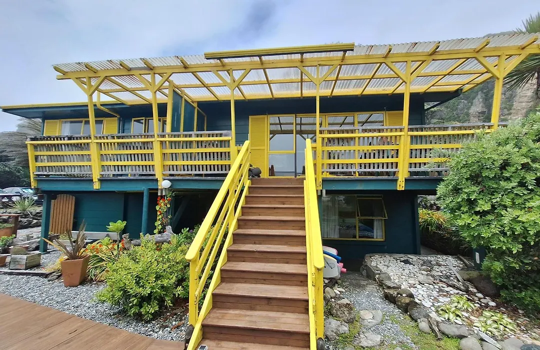 Punakaiki Beach Hostel-1